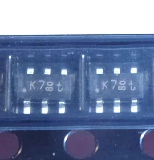 5 x PESD15VS4UD,115 - Circuit de protection ESD TVS 13V SSOT-6