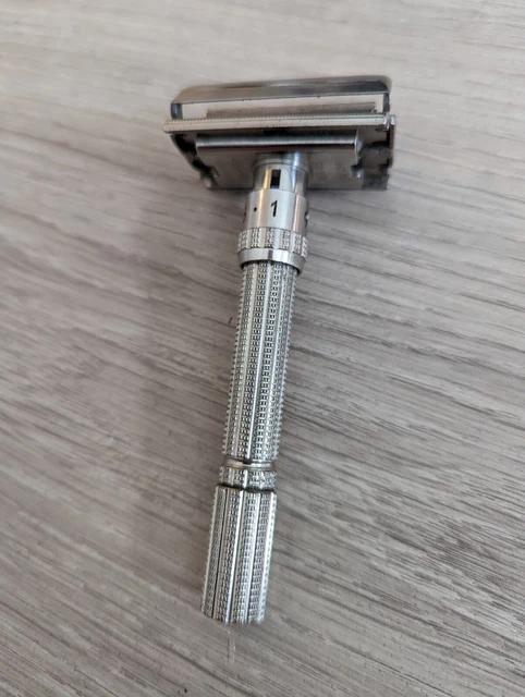 Vintage 1965 Gillette Slim Adjustable 1-9 Double Edge K3 Safety Razor Clean