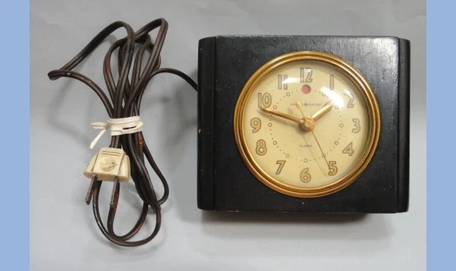 vintage GENERAL ELECTRIC WOOD ART DECO ALARM CLOCK smooth buzz noise painted