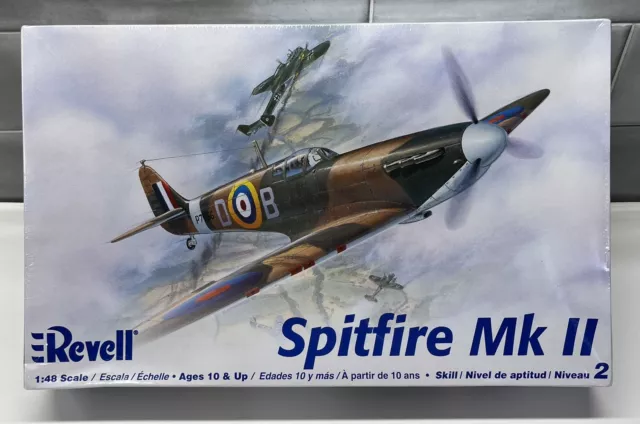 Revell Spitfire Mk II Model Kit 85-5239 FACTORY SEALED