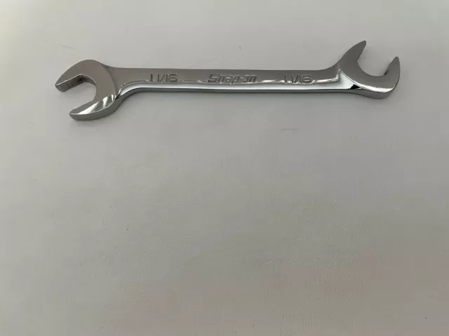 Snap-on Outils USA 11/16 " SAE Flanc Lecteur Plus 4 Voie Angle Tête Clé SVS22A