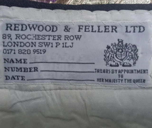 CLASSIC VINTAGE BESPOKE London tailored Redwood & Feller striped suit