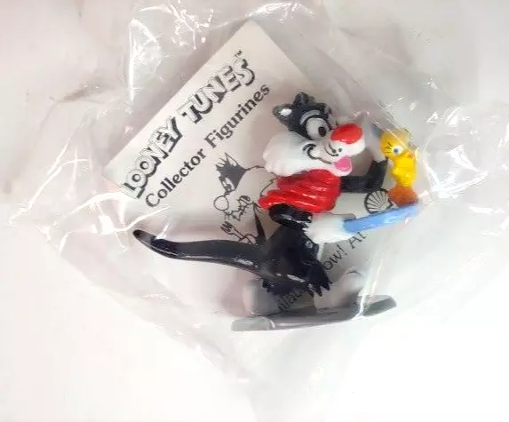 Sylvester and Tweety Looney Tunes Applause Collector Figurine PVC Shell Oil 1990