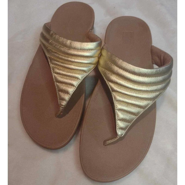 FitFlop Women's Gold Lottie Quilted Leather Thong Sandal Shoes Size US 9