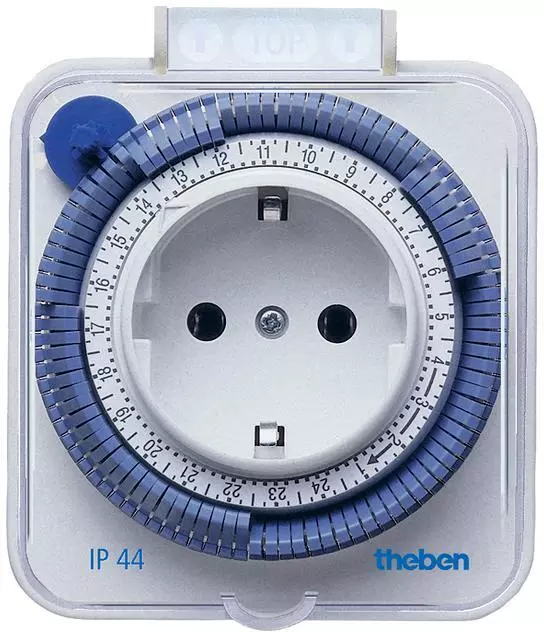 Theben timer 26 IP44 Zeitschaltuhr, analog, Tagesprogramm, 96-Segmente (0260855)