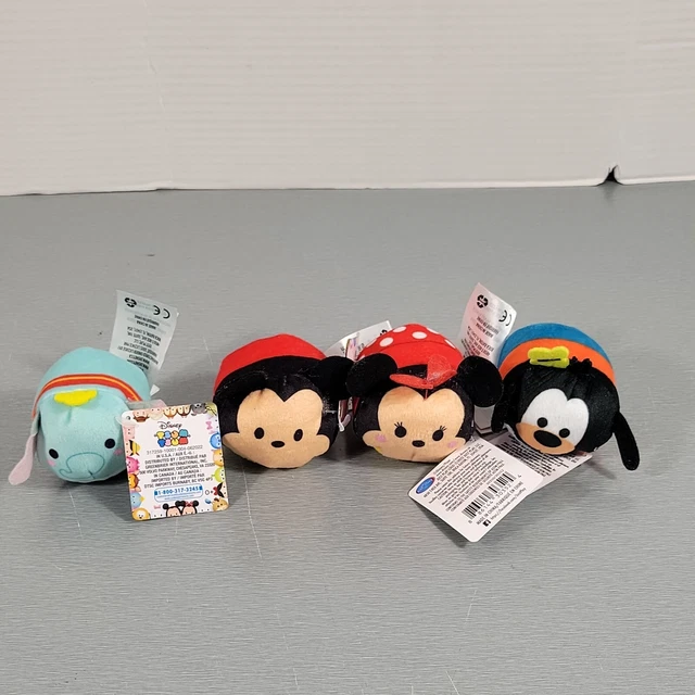 CLASSIC Disney TSUM TSUM- Mickey, Minnie, Goofy, Dumbo- 3" Mini Plush LOT  NWTS