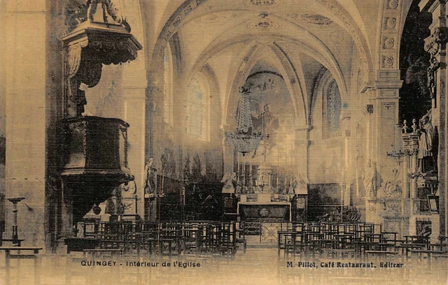 QUINGEY - Intérieur de l’église (Doubs)
