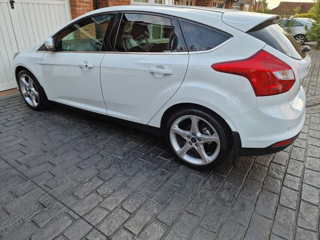 2013 Ford Focus 1.6 Titanium Ecoboost Navigator