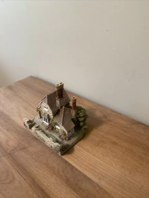 Lilliput Lane Oak Cottage Blaise Hamlet Collection 1989 Realistic Sculpture￼ 3