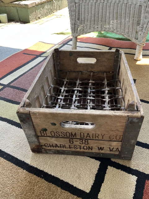 VINTAGE BLOSSOM DAIRY Charleston WV Milk Bottle Crate Wood/Metal 6-38 RARE FIND!