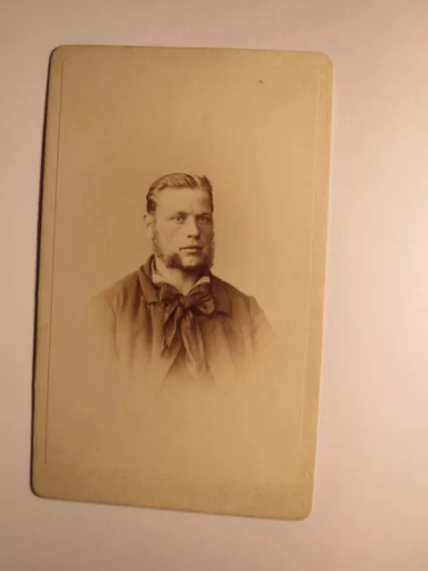 Potsdam - Mann mit Bart im Anzug - Portrait ca. 1860er Jahre / CDV