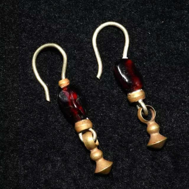 Authentic Ancient Roman Solid Gold Earring with Garnet Circa 1st-2nd Century AD