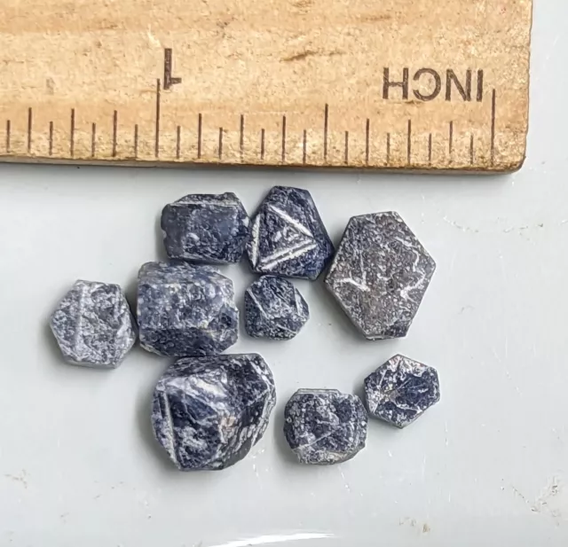 25 Carats SAPPHIRE Gemstone Crystal Uncut Rough (U2425)