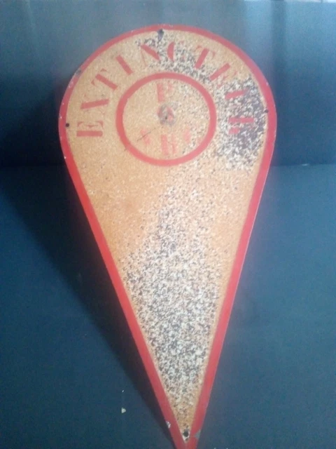 Ancienne Plaque Extincteur Métal Rouge – Déco Industrielle Vintage 49,5x25cm