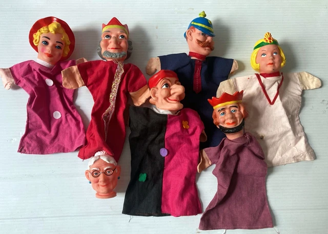 Vintage Mr. Rogers Neighborhood 6 x Hand Puppets PBS Theatre + 1 rubber head