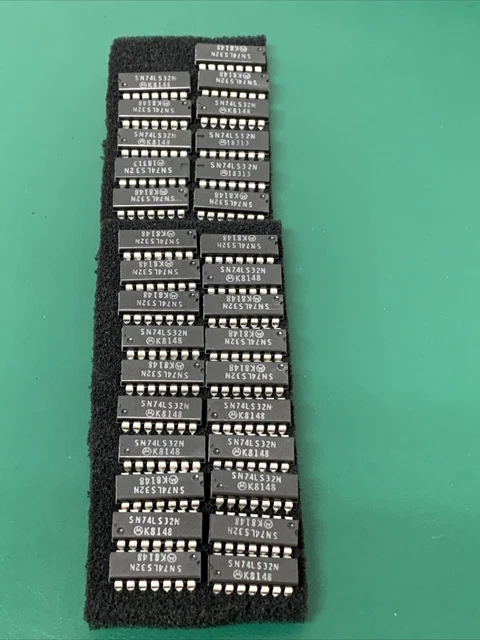MOTOROLA SN74LS32N Logic, Quad 2-Input Or Gate, 14Dip (LOT OF 31)