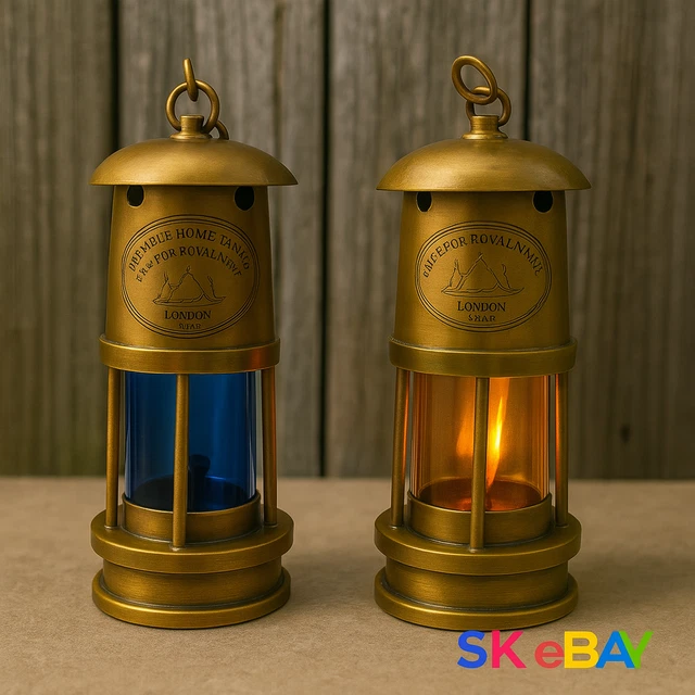 Lampe baladeuse ancienne manche en bois, industrielle, usine, atelier