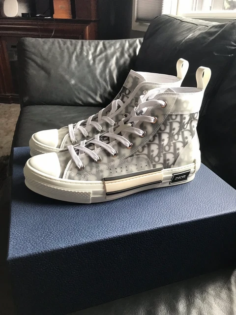 Taille dior online b23