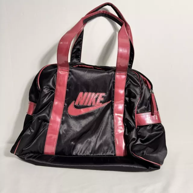 Nike vintage rare Women’s Sport Bag