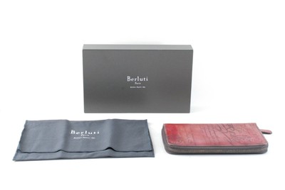 Berluti Berluti Calligraphie Cuir Rond Fermeture Éclair Portefeuille en Boîte " Rank Ab 