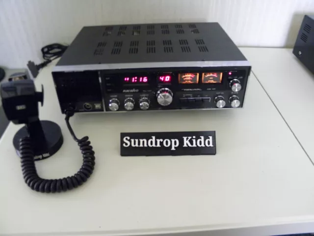 Realistic Model TRC-457 CB Radio Base Station 40 Channel with SSB and Microphone