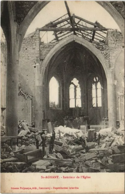 CPA St-AGNANAT Intérieur de l'Eglise (152568)
