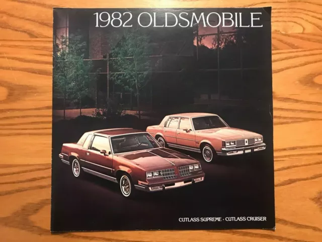 1982 Oldsmobile Cutlass Supreme Calais & Cruiser - Original Sales Brochure