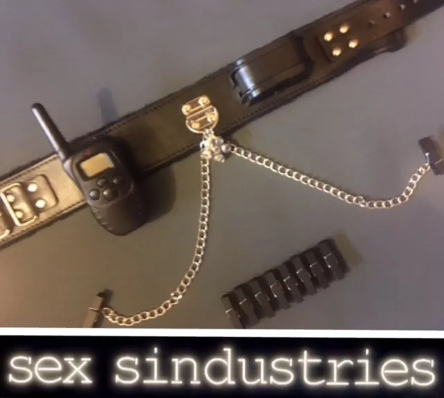 Leather Bondage collar restraints electro shock fetish Bondage kit strict clips