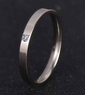 Belle bague anneau simple de largeur 3 mm argenté / strass transparent  .réfB1B2