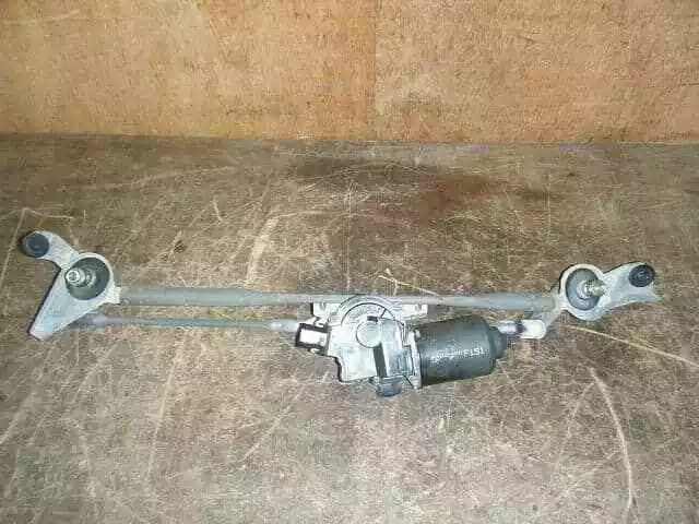 MAZDA RX-8 2003 LA-SE3P Front Wiper Motor F15167340 [Used] [PA75018632]