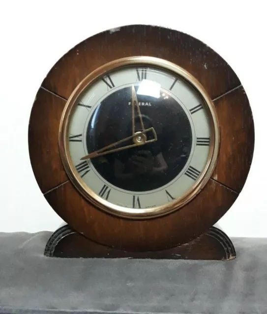 Federal Vintage Mantel Clock