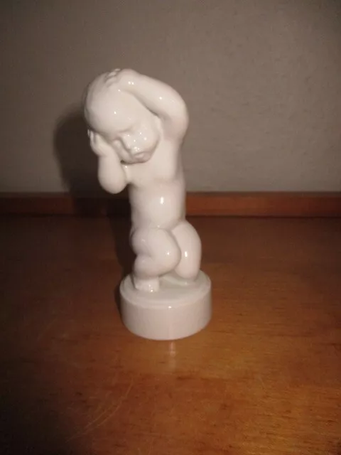 Cute White Porcelain Figurine Bing & Gröndahl Child Boy Headache 2206