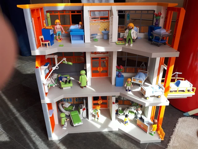 PLAYMOBIL HOSPITAL WITH Floor Extension Heli Pad Helicopter And