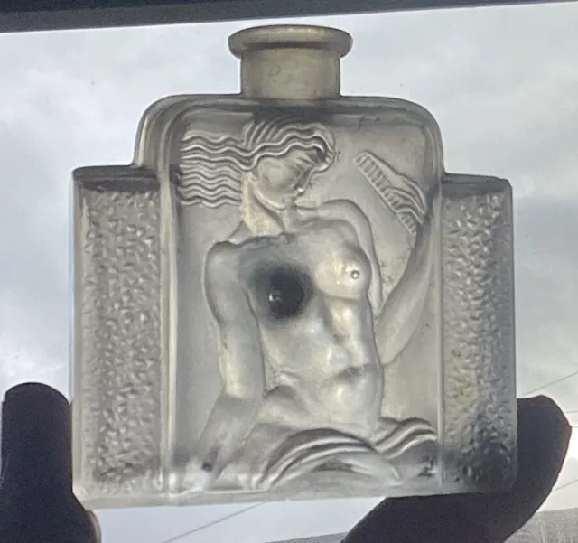 Superb French Art Deco Glass Perfume Bottle, Chypre Delafine Paris Label