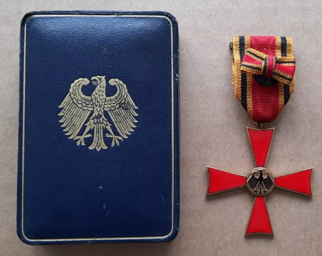 Bundesverdienstorden Bundesverdienstkreuz Verdienstkreuz am Bande Herren im Etui