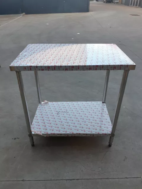 Stainless Steel  Bench 700 (L) x 600 (W) x 900 (H) mm