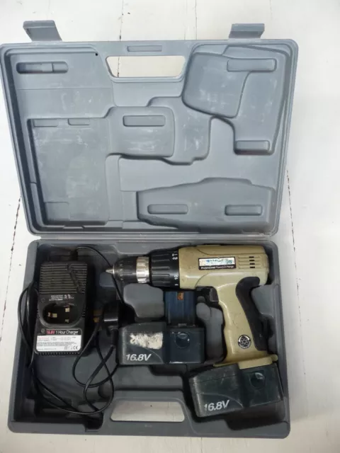 Makita drill hotsell set wickes