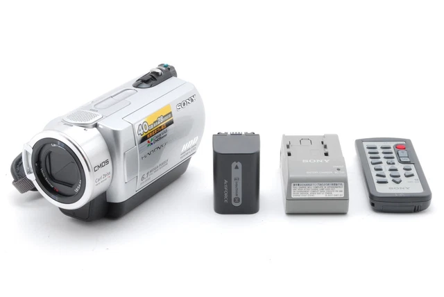 MINT]SONY HANDYCAM DCR-SR300 NightShot 40GB Silver HDD Camcorder