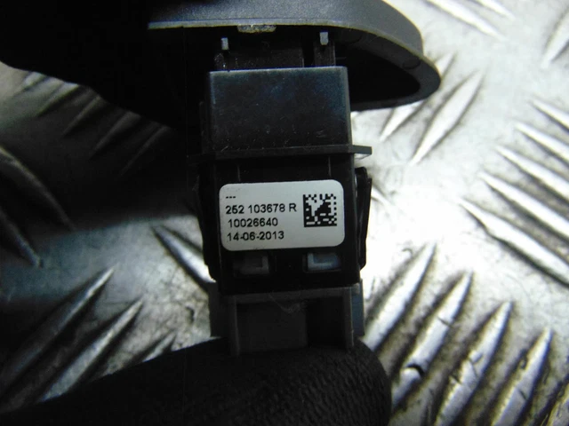 RENAULT CLIO Mk4 Commutateur de Verrouillage Central 5 Broche Prise 252103678r 2