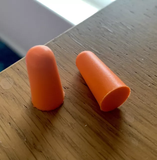 New Pack of 500 silicone noise cancelling ear plugs