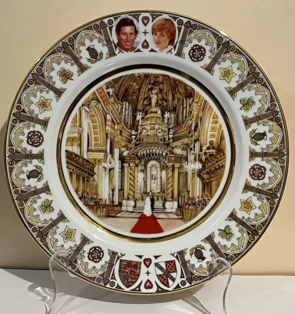 Prince Charles & Lady Diana Wedding Collector’s Plate - St Paul’s Cathedral 1981