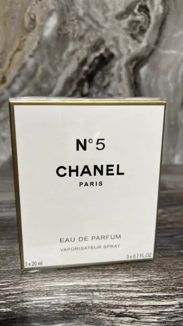 Chanel No5 Eau De Parfum Spray 3x20ml Atomiser.