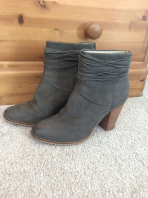 Grey ankle boots size 5 sale