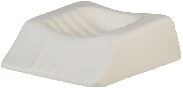 Almohada para dormir de viaje Therapeutica 4 1/4 a 5 1/4", pequeña