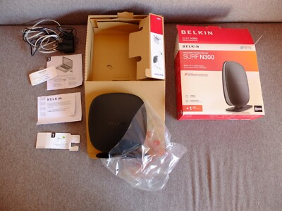 Belkin Surf N300 2.4GHz Router Wireless N 300 Mbps della larghezza di banda ADSL 
