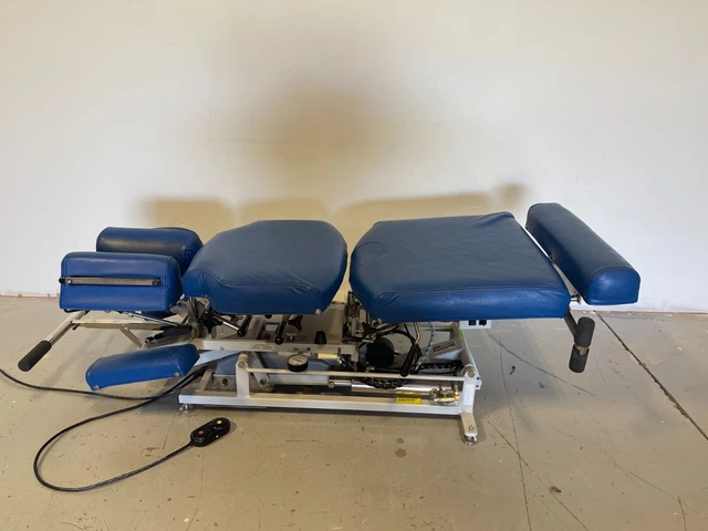 Lloyd 402 Chiropractic Table Elevation, Flexion, All drops, (Mfg Date: 2021)