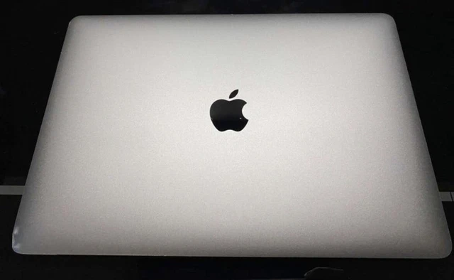 Apple MacBook Pro Retina TouchBar 13,3" i5 3,3 Ghz 256 GB SSD 16 GB Ram 2017 2