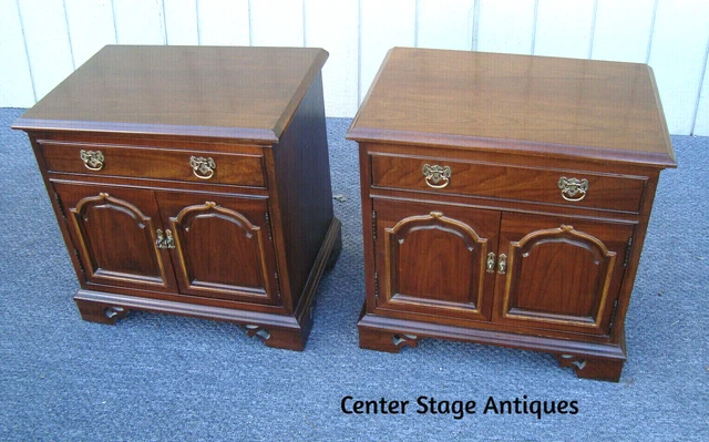 61591 Pair Mahogany Nightstand End Table Stands 61591 Pair Mahogany Nightstand End Table Stands