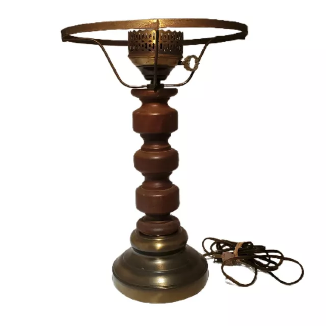 Antique Vintage GWTW Parlor Table Lamp 15" brass Turned wood base MCM Key Turn