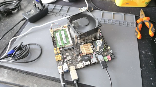 PFSENSE ASUS Q87T/CSM mini ITX LGA1150 Motherboard - NO I/O SHIELD £26. ...